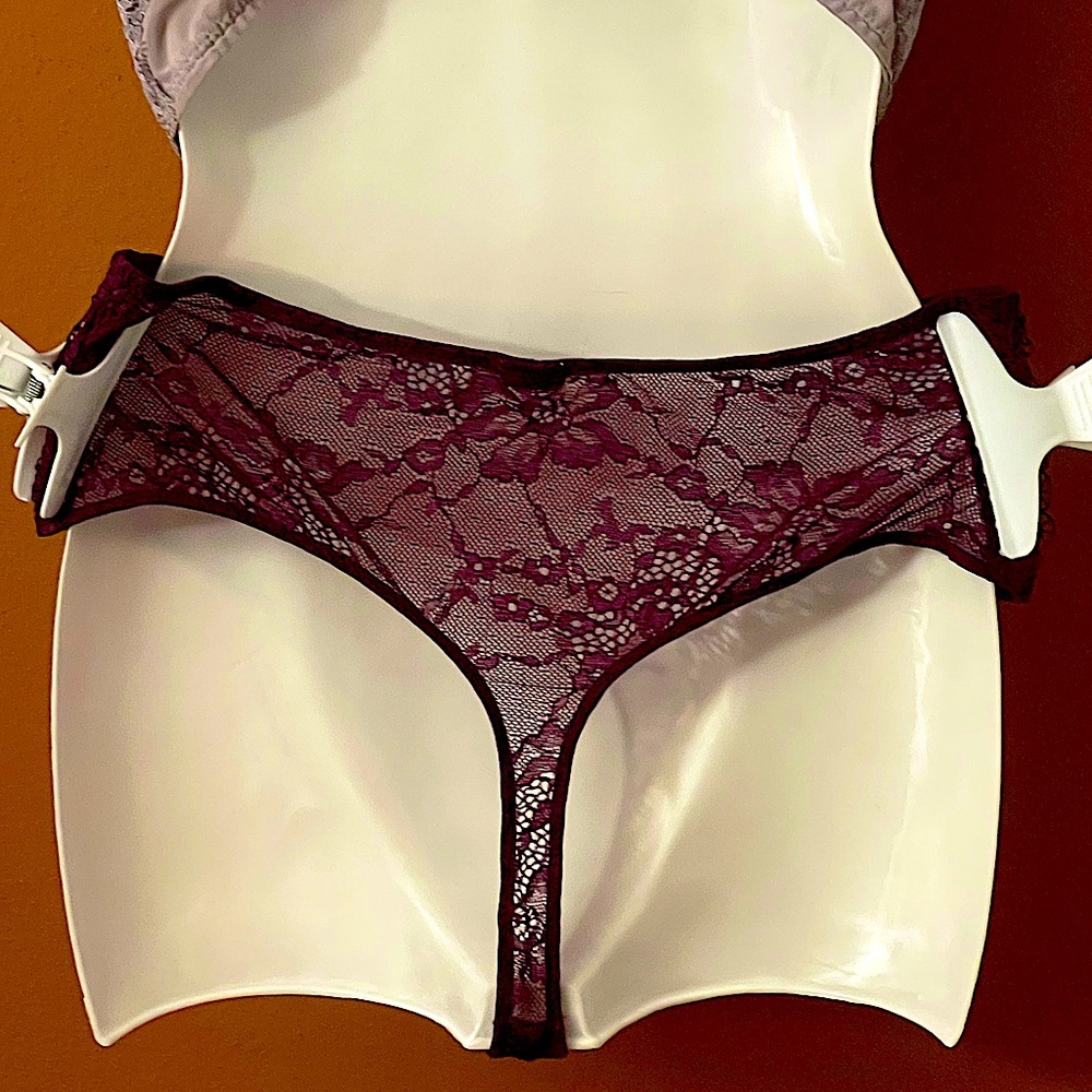 Grey And Maroon Vs Set! - image 2